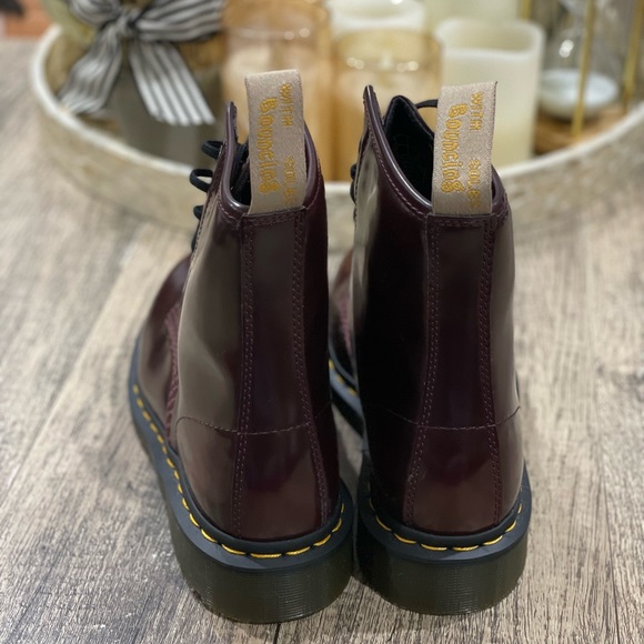 Dr. Martens Vegan 1460 Lace Up Boots Cherry Red Size 8 Women’s - Picture 9 of 14